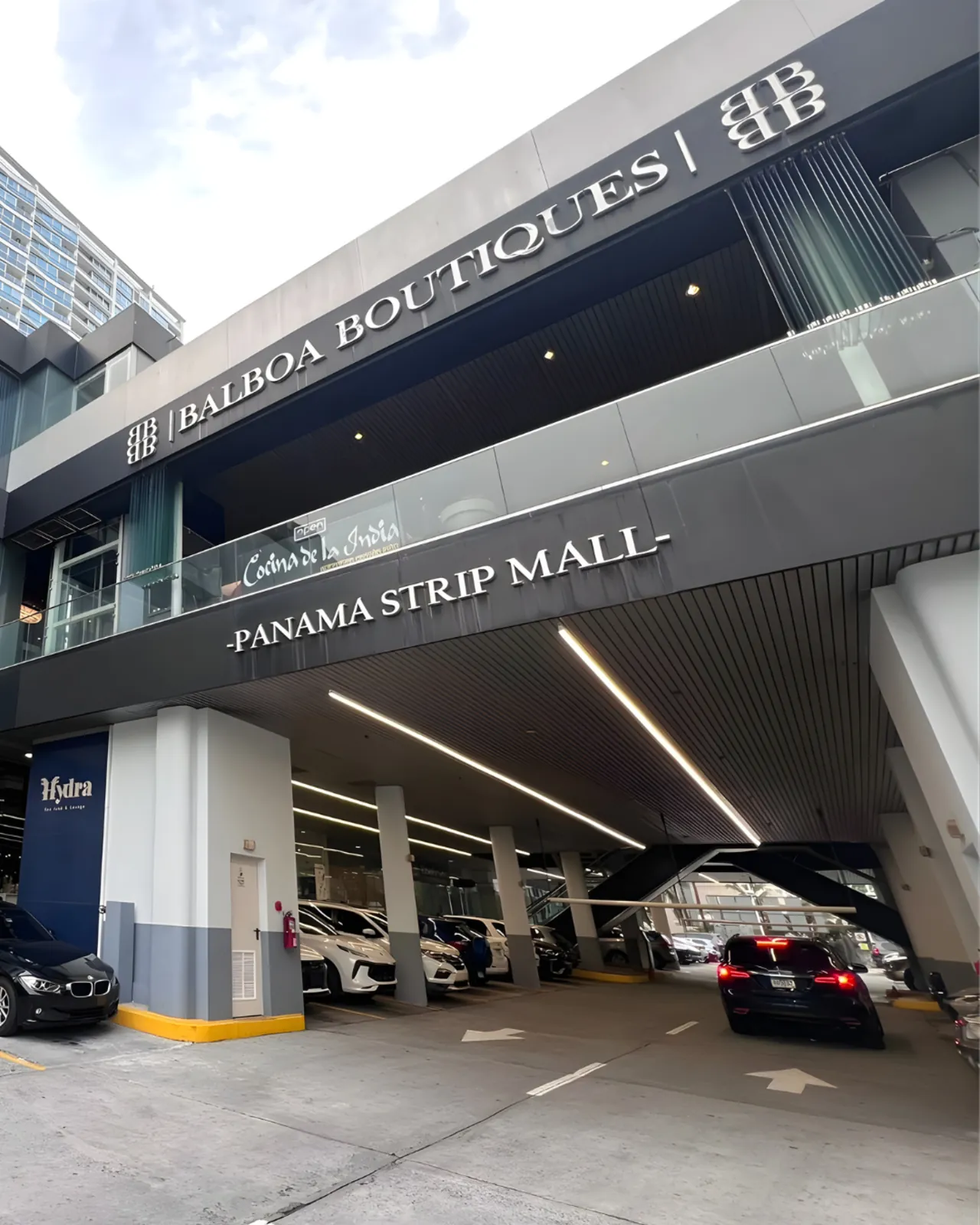 Balboa Boutiques - Local B-102/202 - Miniatura 3