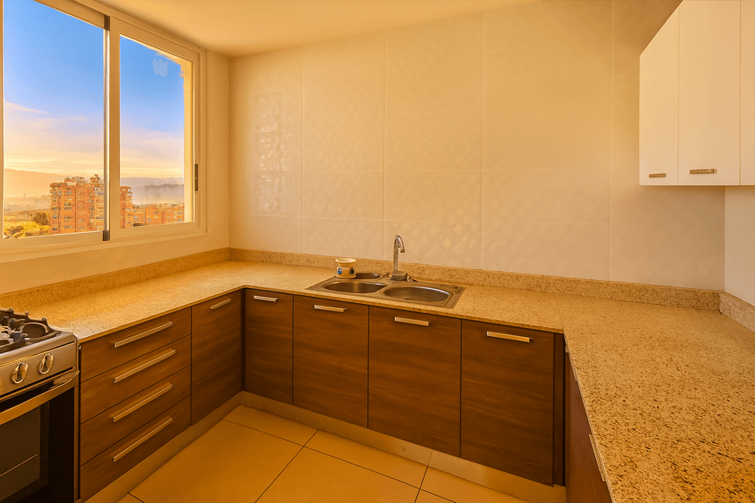 Kings Park - Torre 500, Apto 10-B - Miniatura 3