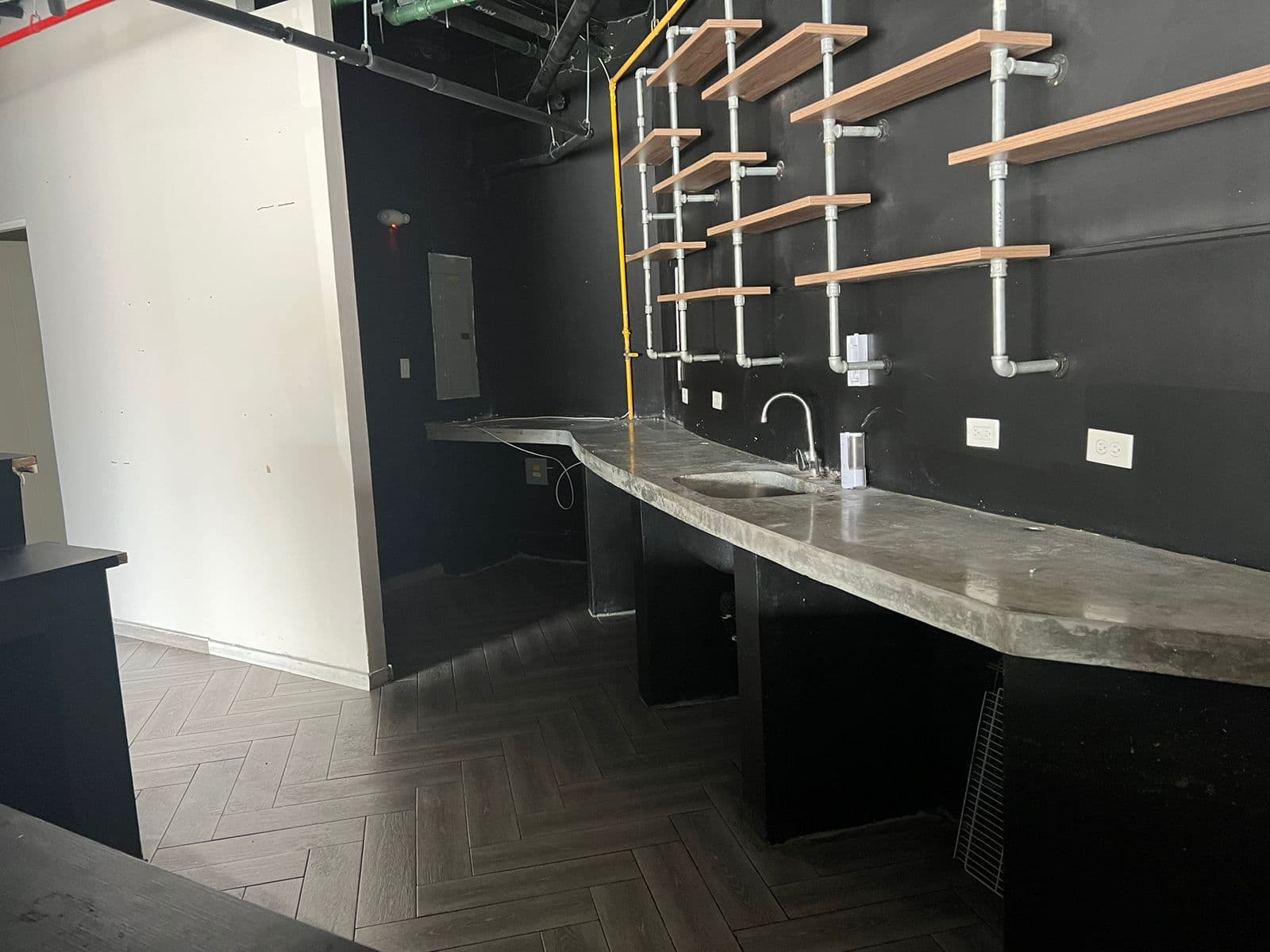 The Towers Business Plaza - Local Planta Baja en Alquiler - Miniatura 9