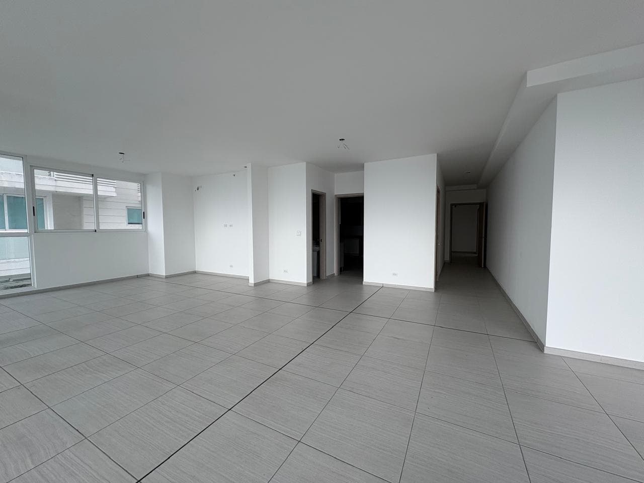 The Towers Residences - Apto. 28 B Torre 100 - Miniatura 4