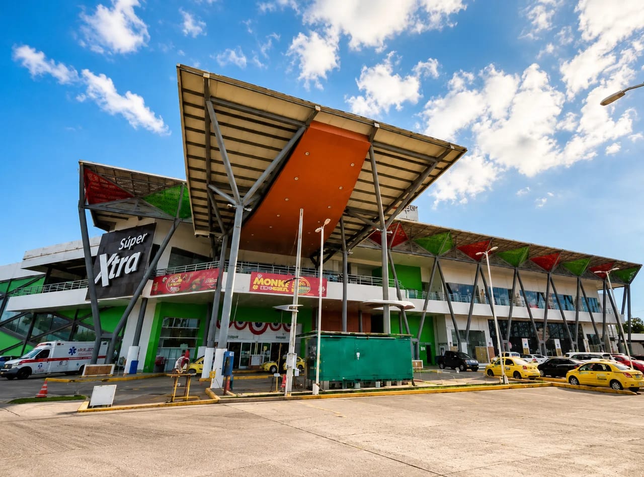 Locales Comerciales - David, Chiriquí (Carretera Interamericana) - Miniatura 2