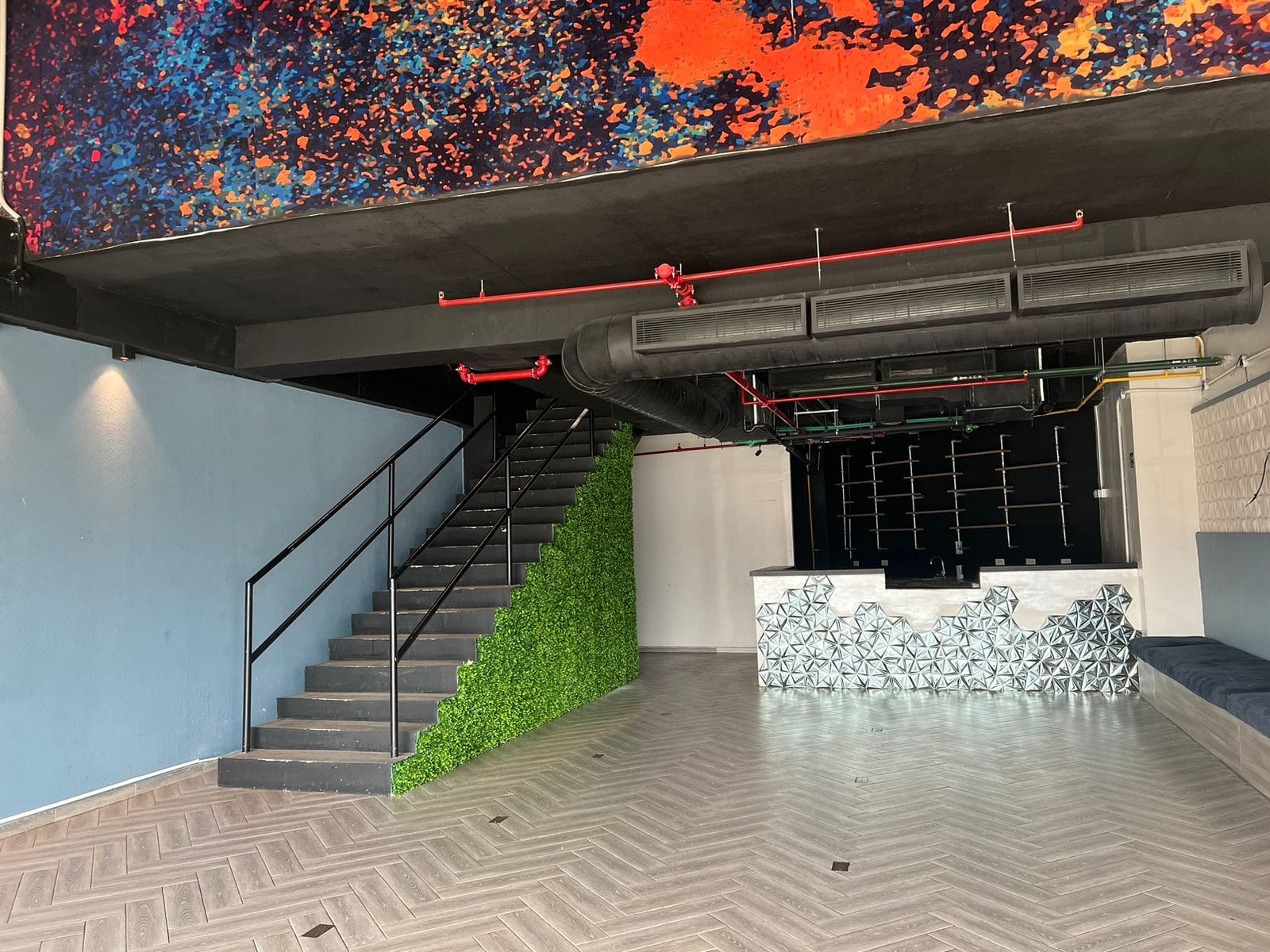 The Towers Business Plaza - Local Planta Baja en Alquiler - Miniatura 3